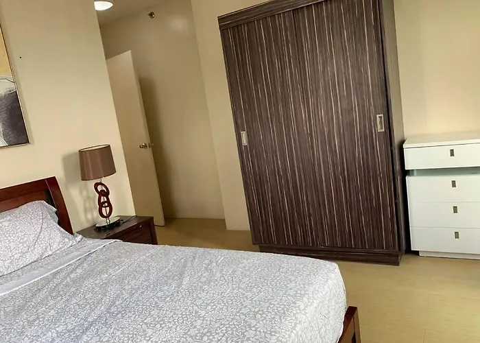 Homey 2 Bedroom Unit W/pool In Avida It Park *