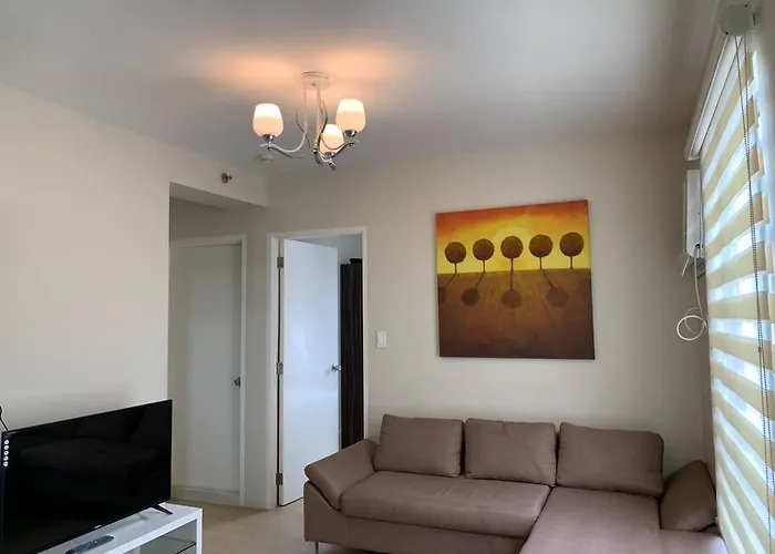 Homey 2 Bedroom Unit W/pool In Avida It Park