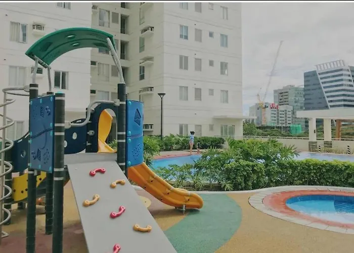 Homey 2 Bedroom Unit W/pool In Avida It Park *
